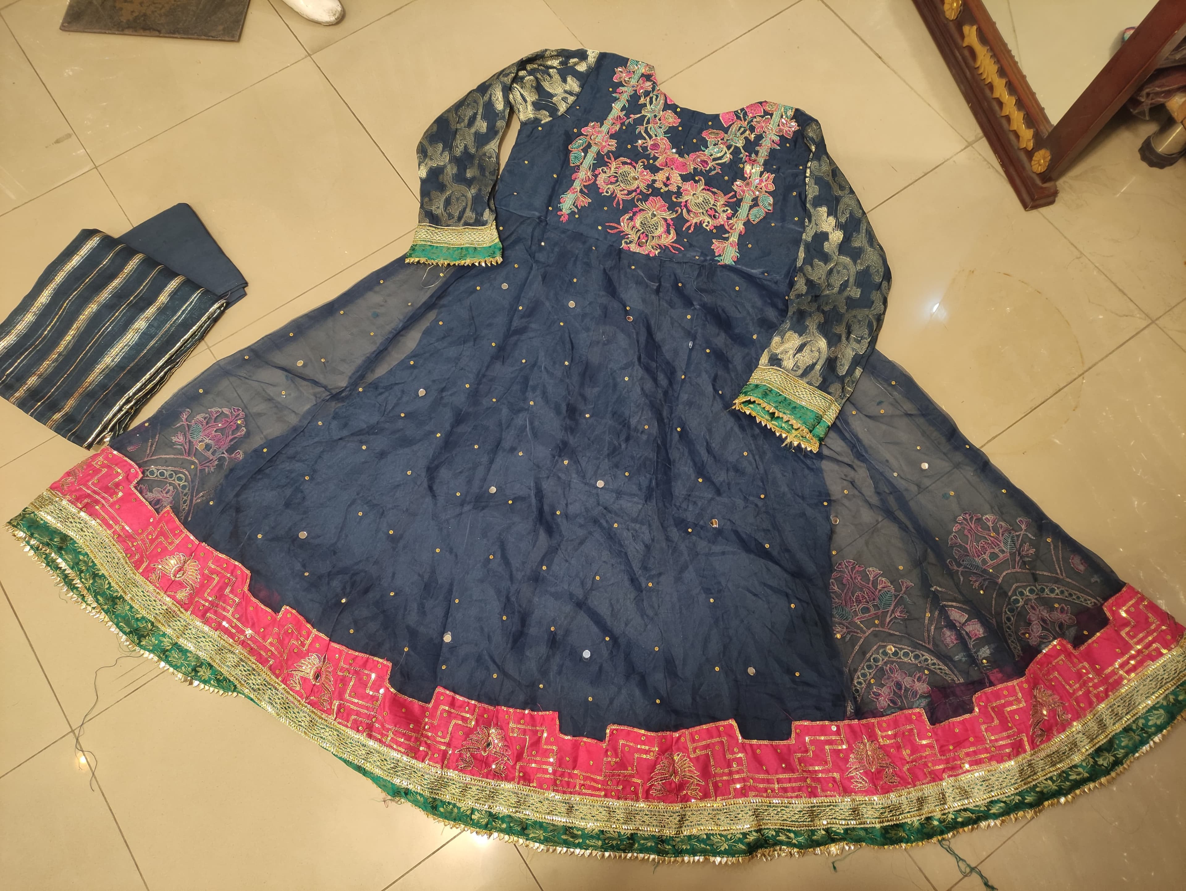 Poshak-Article_Number-8