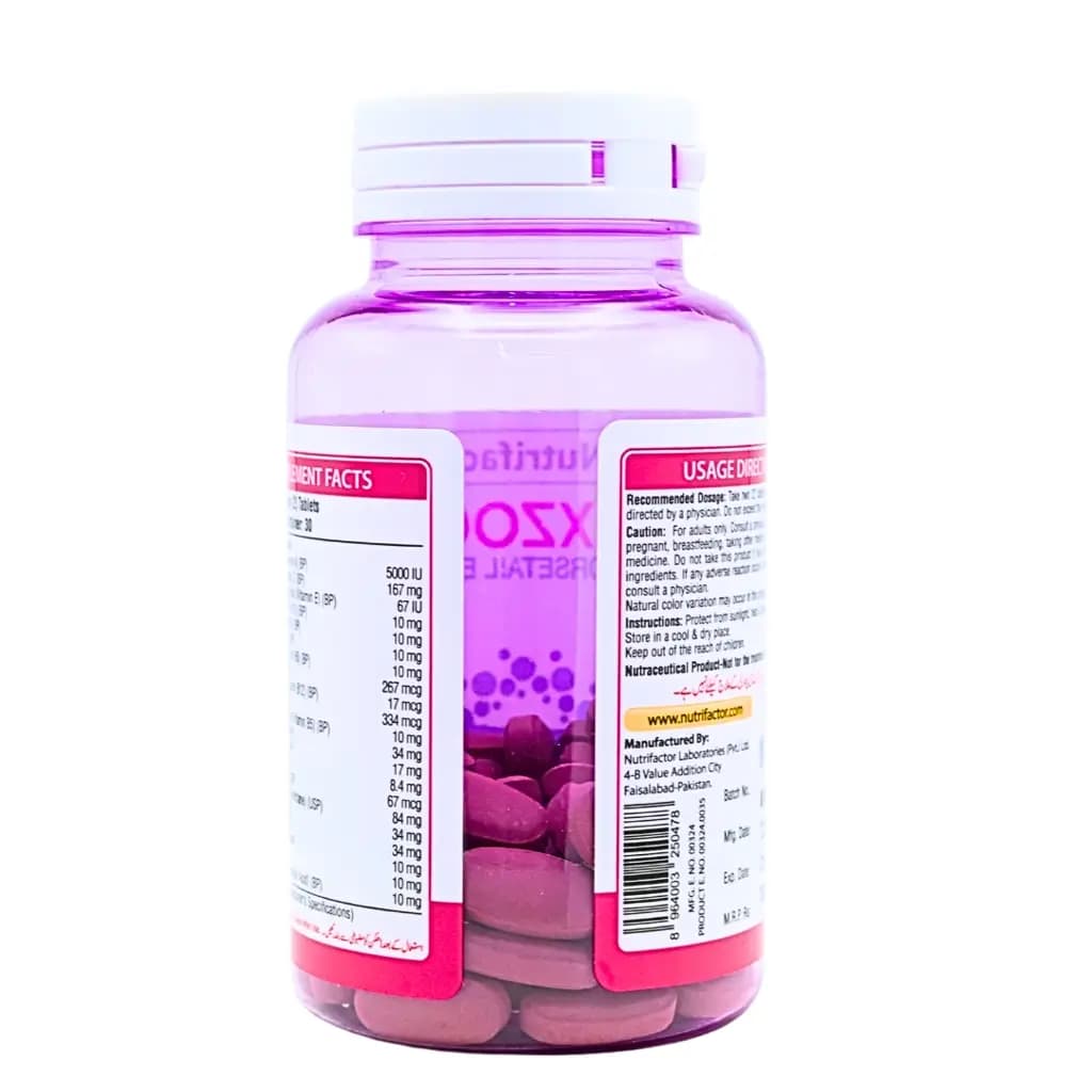 Maxzoom provides 21 essential nutrients that promote hair growth, and strength & enhance its appearance. 
