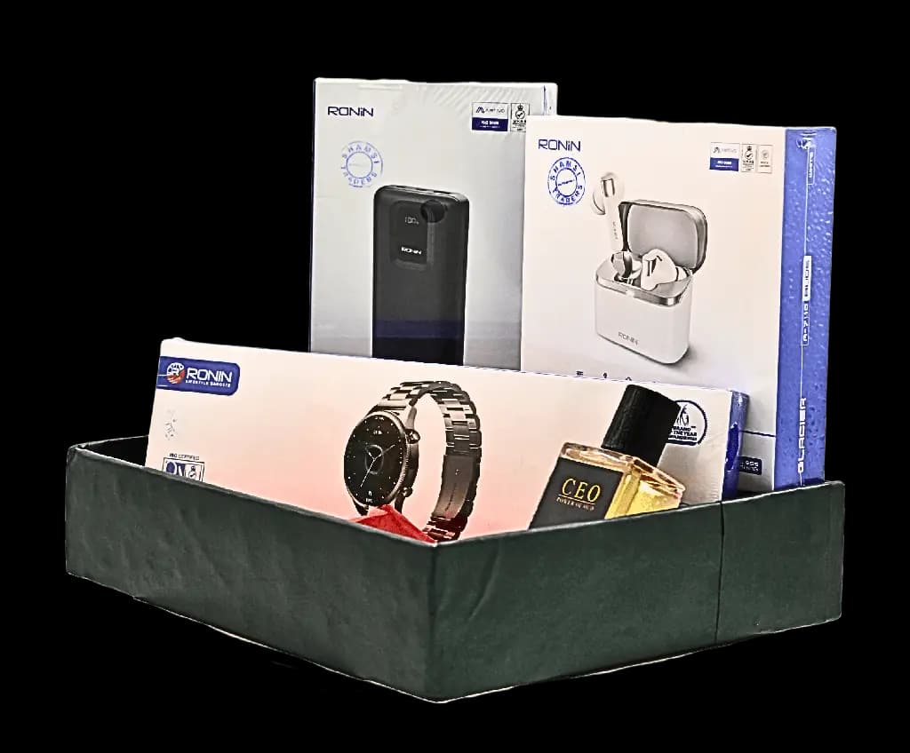 4-in-1 Men’s Eid Gift Hamper – Luxury Watch, Power Bank, Perfume &amp; Earbuds